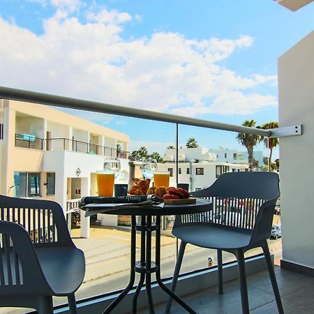 Phaedrus Living: Seaside Luxury Flat Athina 115 Lägenhet Paphos Exteriör bild
