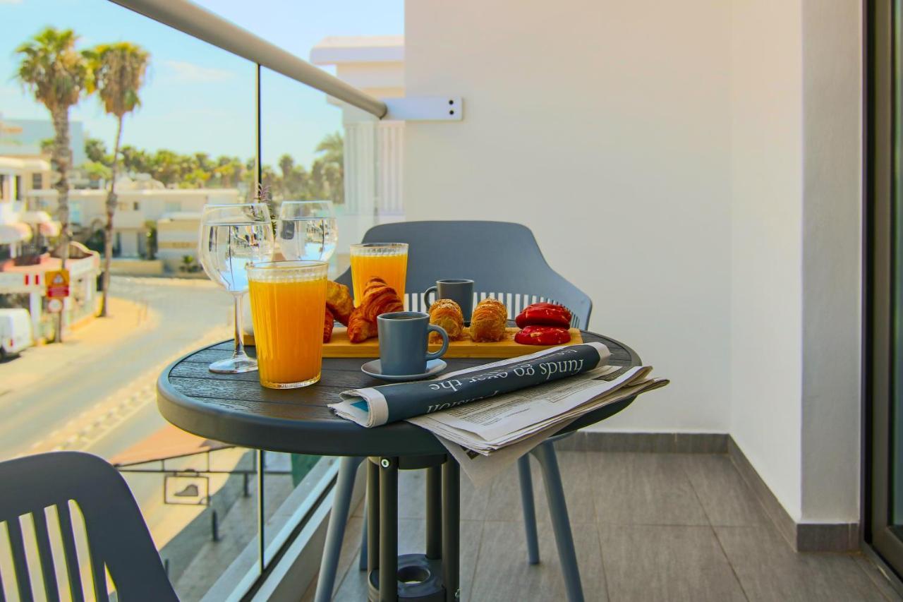 Phaedrus Living: Seaside Luxury Flat Athina 115 Lägenhet Paphos Exteriör bild